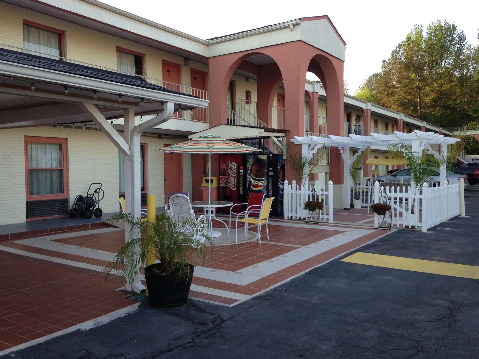 Scottish Inn Огаста Экстерьер фото